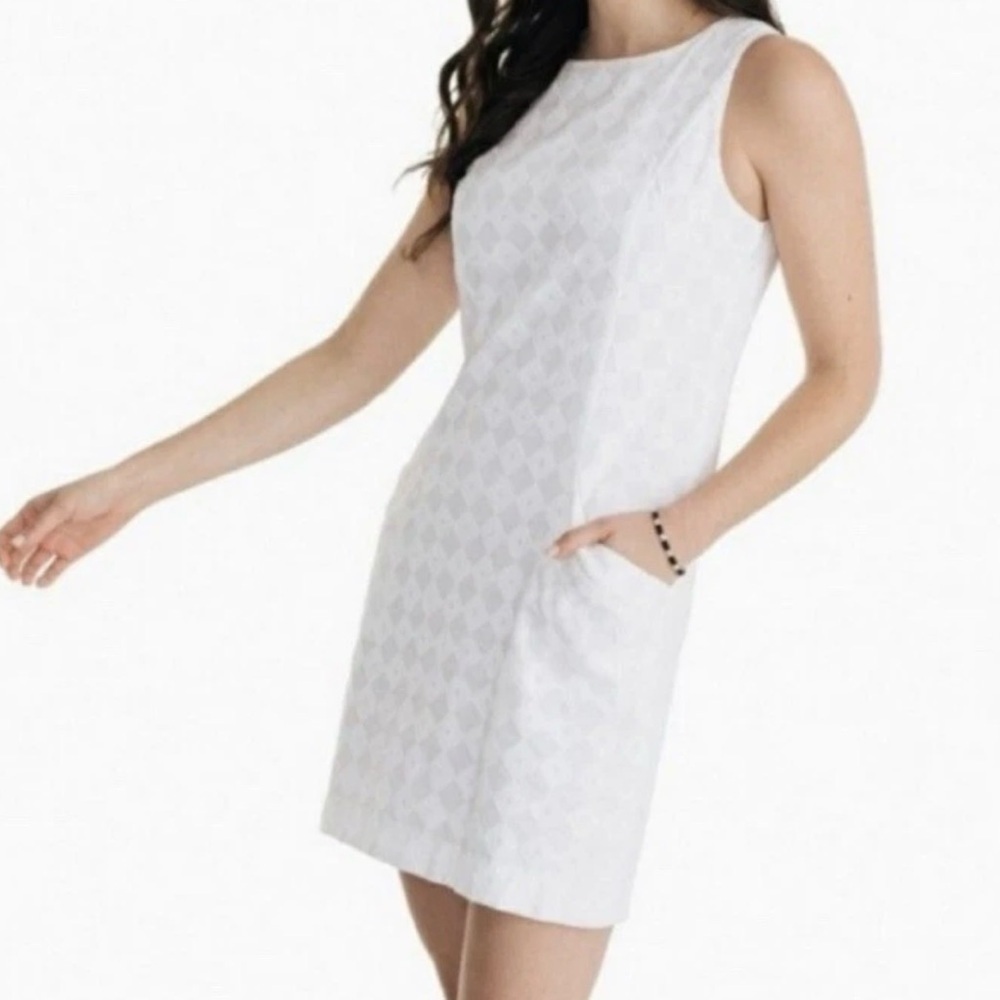 Southern Tide White Textured Sleeveless Shift Dress Size 2 Coastal Graduation